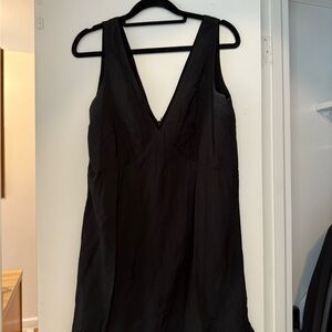 Simple Black Sleeveless Dress
